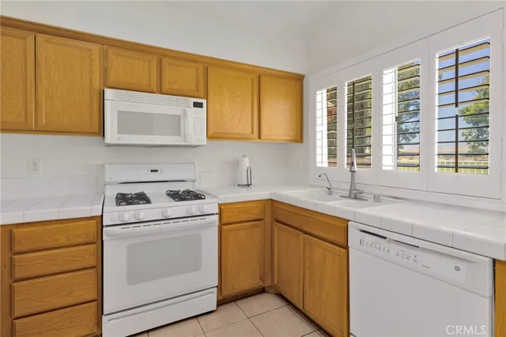 11220 Country Club Drive, Apple Valley, California 92308
