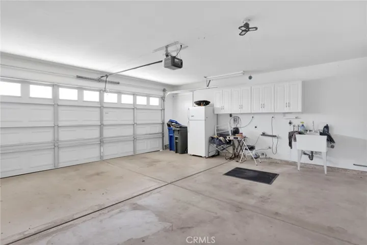 11220 Country Club Drive, Apple Valley, California 92308