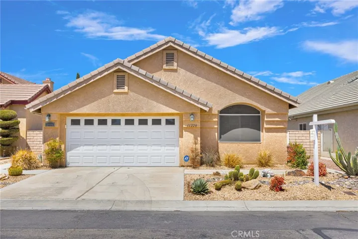 11220 Country Club Drive, Apple Valley, California 92308