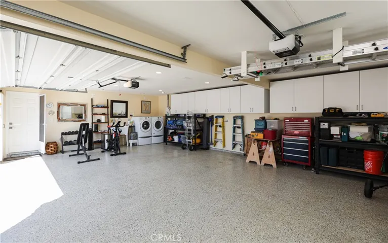 Oversized 3 Car Garage
