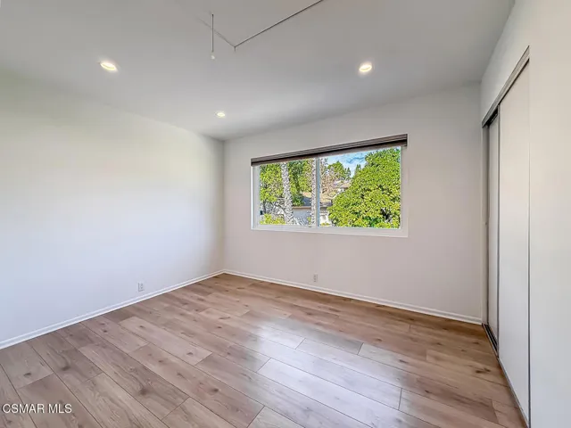 hBedroom2-1