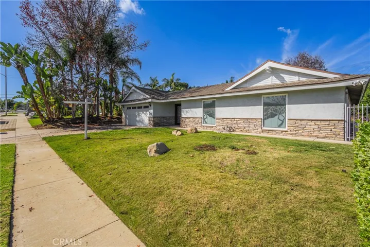 2233 Angelcrest Drive, Hacienda Heights, California 91745