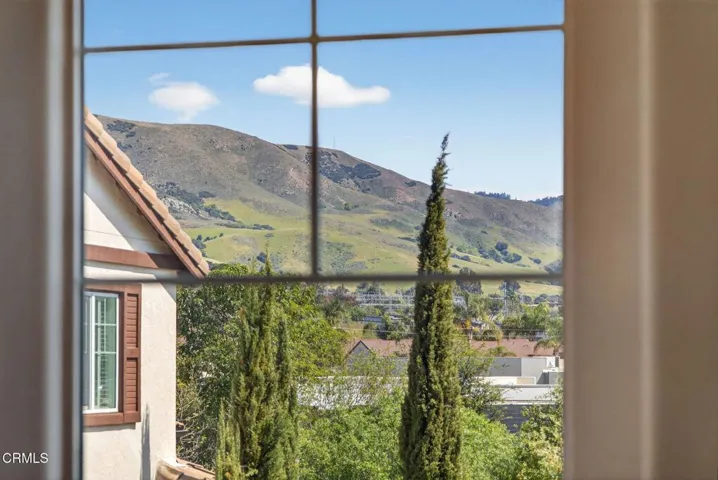 39-web-or-mls-UpmarketMedia-3292Win-117