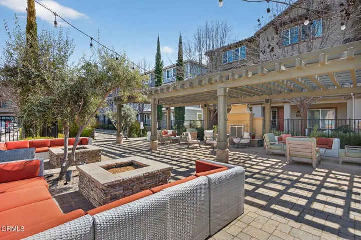 41-web-or-mls-UpmarketMedia-3292Win-122