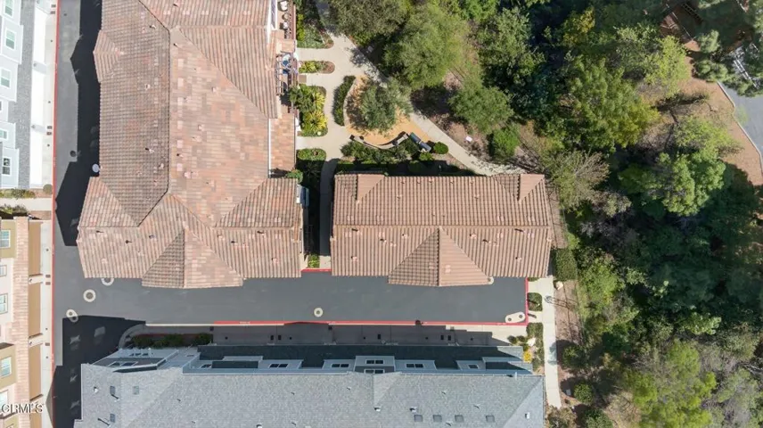 44-web-or-mls-UpmarketMedia-3292Win-Aer-
