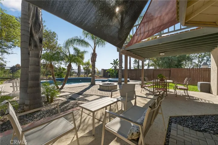 Plenty of room to hang out