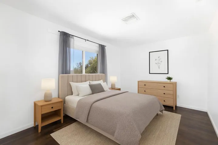 Guest Room 2 (on right - angle 2)