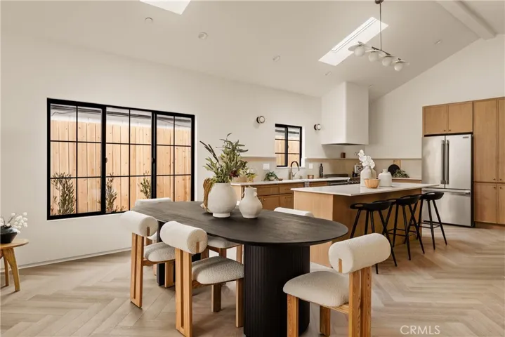 Spacious open concept living, dining and cooking areas