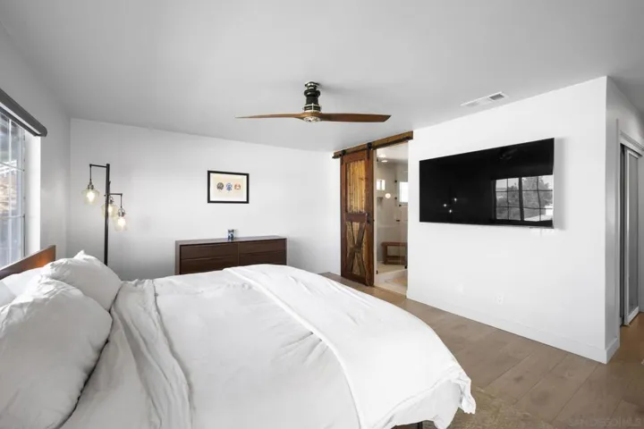 13966 Avenida Del Charro, El Cajon, California 92021