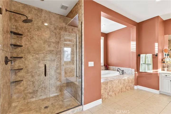 Walk in shower and seperate bathtub