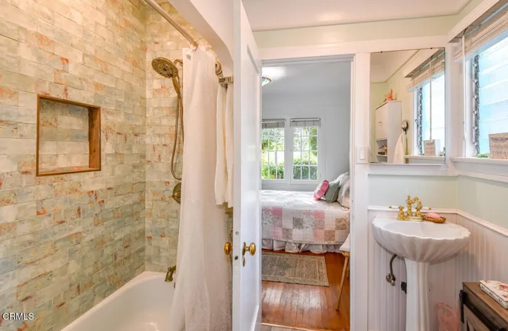 1158 Bella Vista web-41