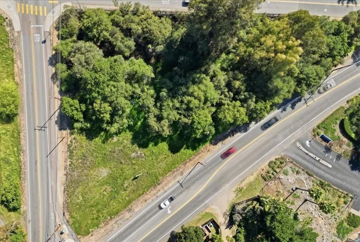 Mission Rd, Fallbrook, California 92028