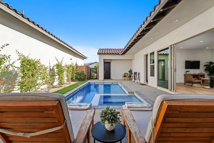 13_11934075_184490_184490-EI-113