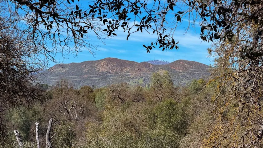 4421 Scrubby Oak, Mariposa, California 95338