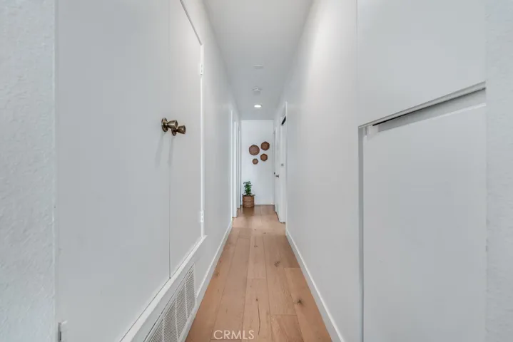 Hallway to bedrooms