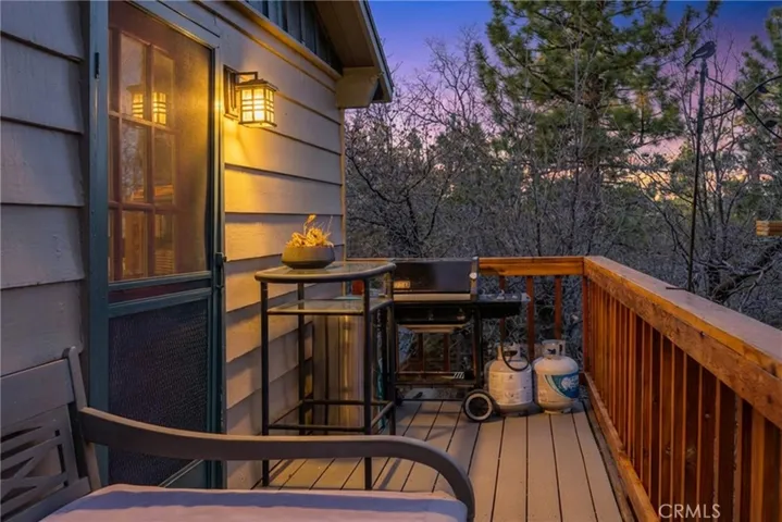 875 Santa Barbara, Sugarloaf, California 92386