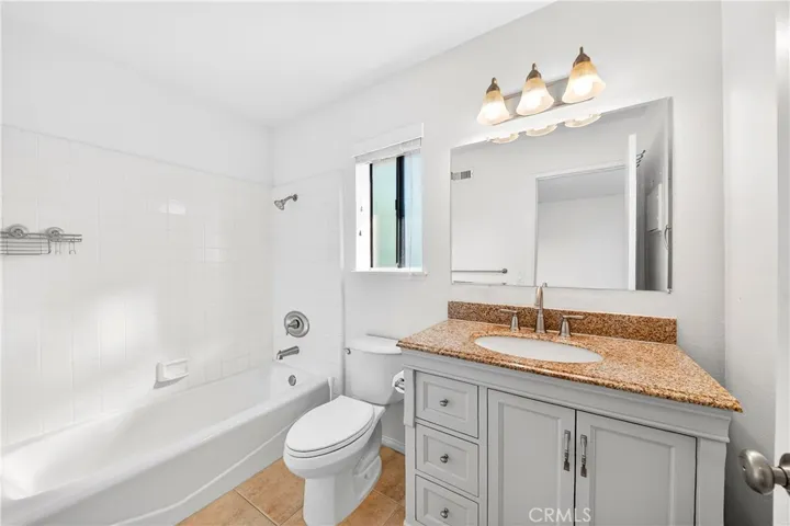 25261 Tanoak, Lake Forest, California 92630
