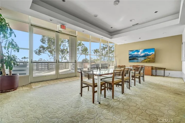 Lobby conference room available, providing a professional space for business meetings.