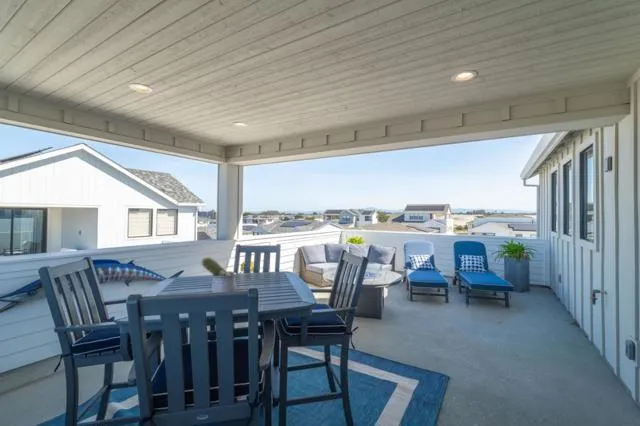2409 Schooner Avenue, Marina, California 93933