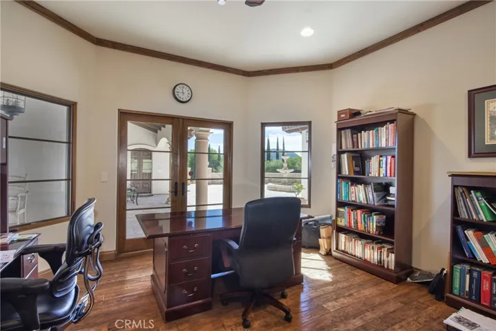 Virtually Staged Office