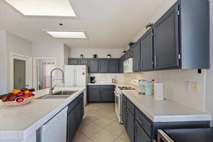 39-Kitchen