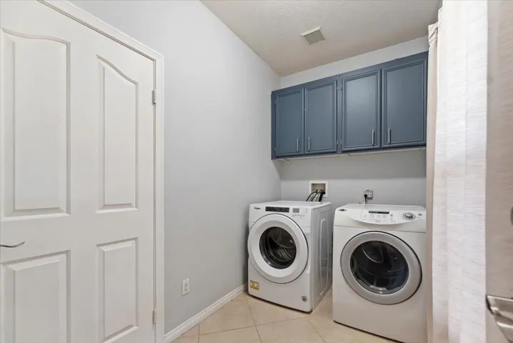 42-Laundry Room