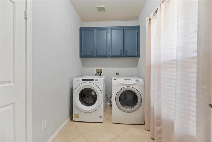 43-Laundry Room