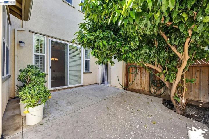 156 W Moraga St, Mountain House, California 95391-1183