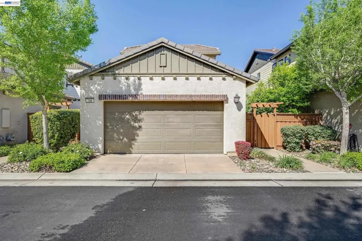 156 W Moraga St, Mountain House, California 95391-1183
