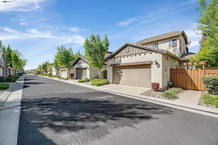 156 W Moraga St, Mountain House, California 95391-1183
