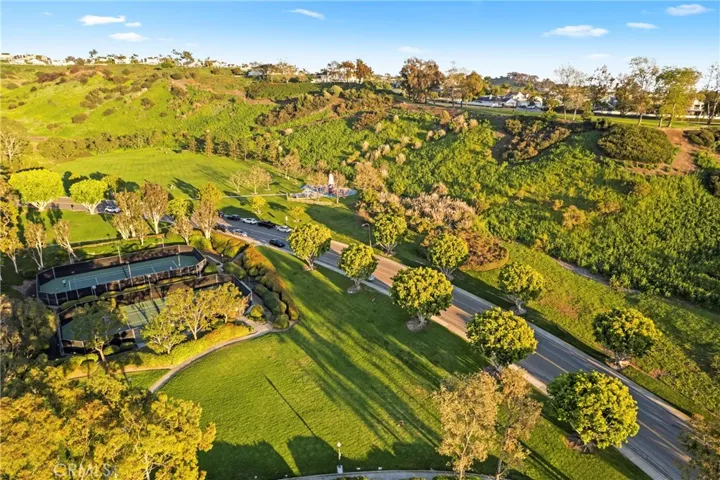 23 Campton Place, Laguna Niguel, California 92677