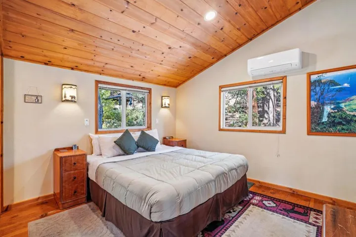 22-web-or-mls-Skyline Way-S1703-027