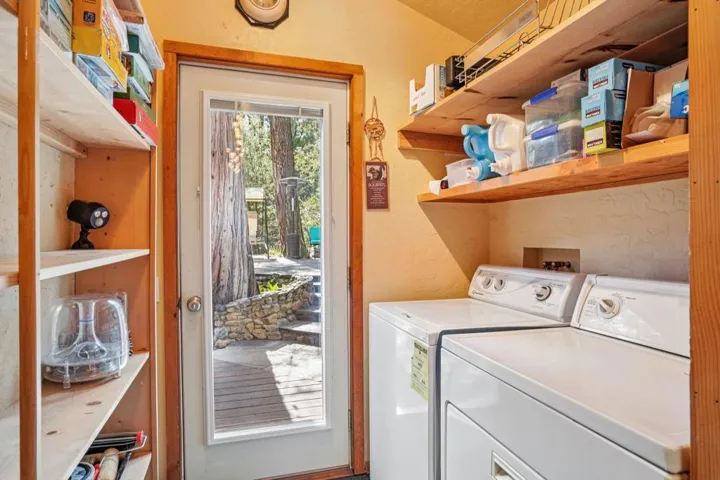 19-web-or-mls-Skyline Way-S1703-024