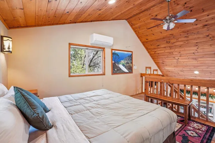 23-web-or-mls-Skyline Way-S1703-028