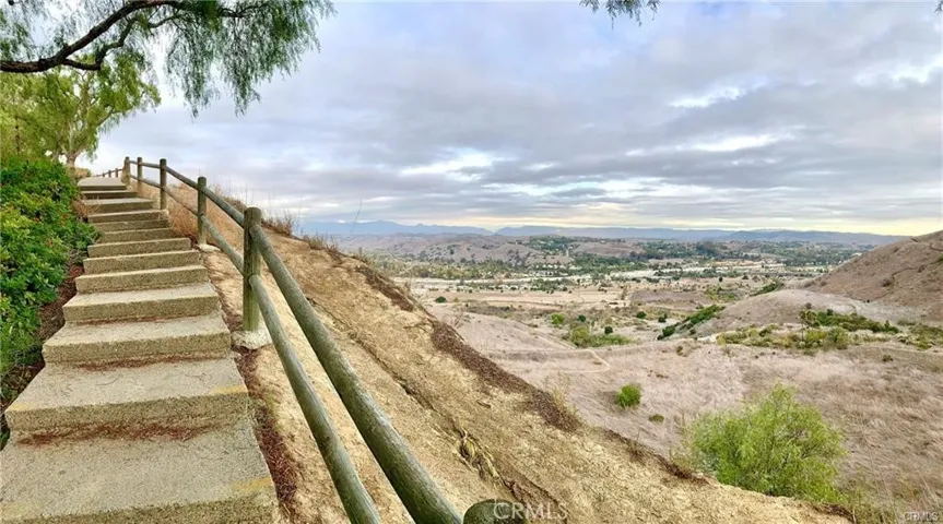Trail behind complex