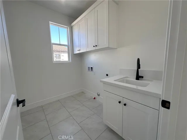 250 Memphis Belle Way, San Luis Obispo, California 93401