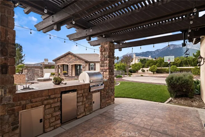 6364 Hidden Brook, Rancho Cucamonga, California 91739