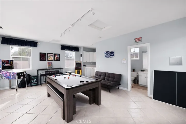 6364 Hidden Brook, Rancho Cucamonga, California 91739