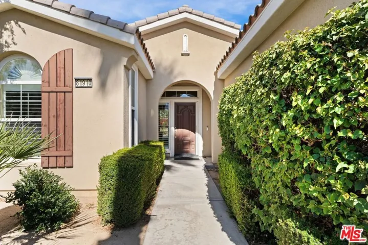81910 Golden Star Way, La Quinta, California 92253