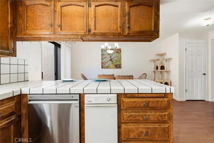 Kitchen with newer appliances