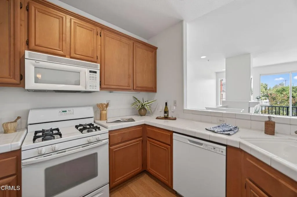 Oven & microwave