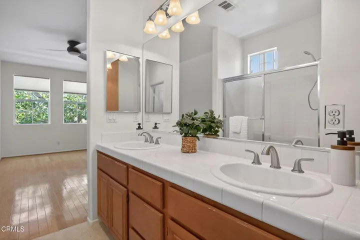 Primary bath  II
