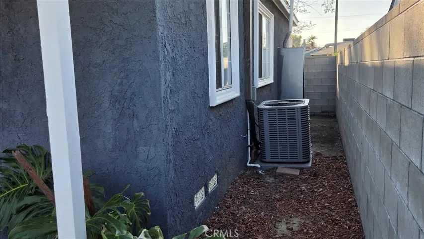 3020 Oregon Avenue, Long Beach, California 90806