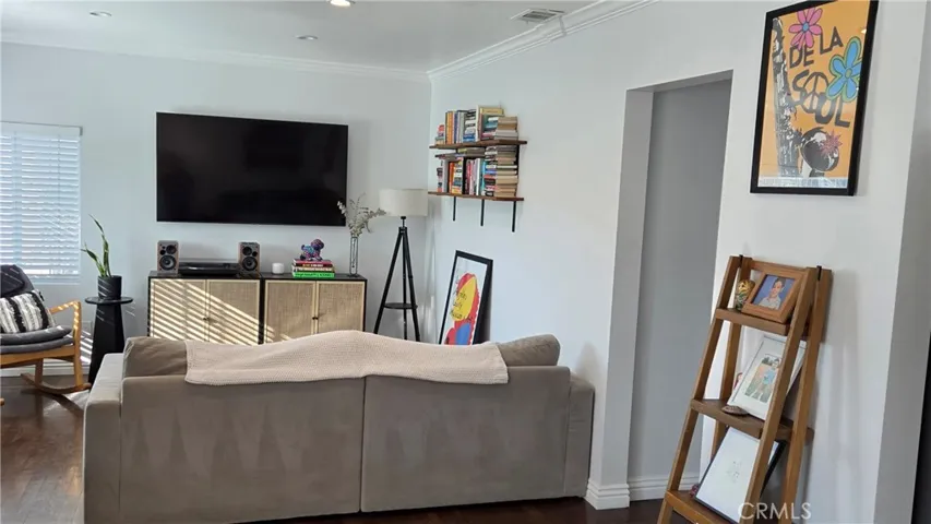 3020 Oregon Avenue, Long Beach, California 90806