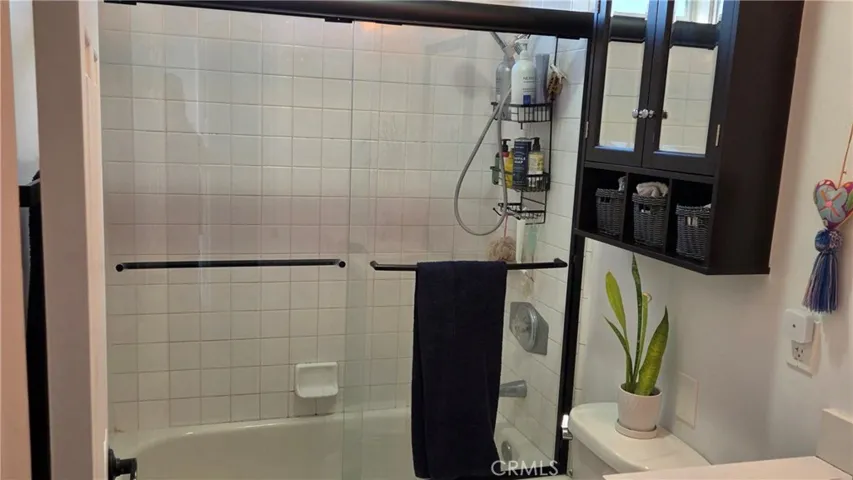3020 Oregon Avenue, Long Beach, California 90806