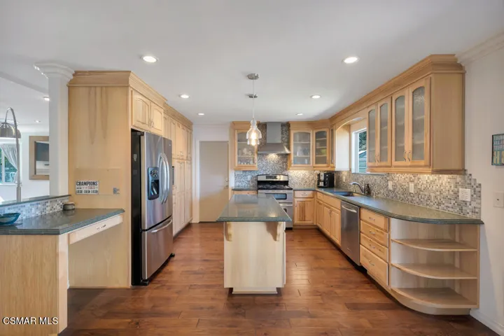2340 Aldrich Cir, Thousand Oaks- HsHProd