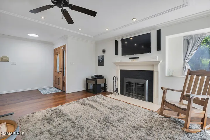 2340 Aldrich Cir, Thousand Oaks- HsHProd