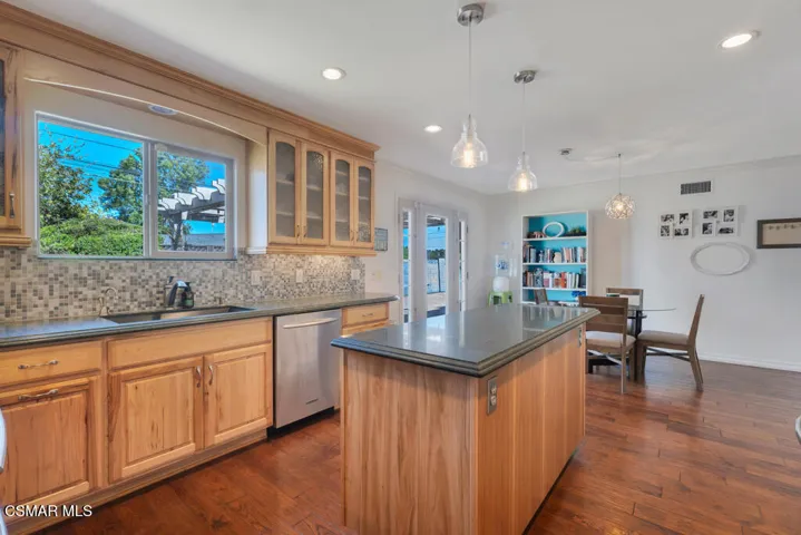 2340 Aldrich Cir, Thousand Oaks- HsHProd