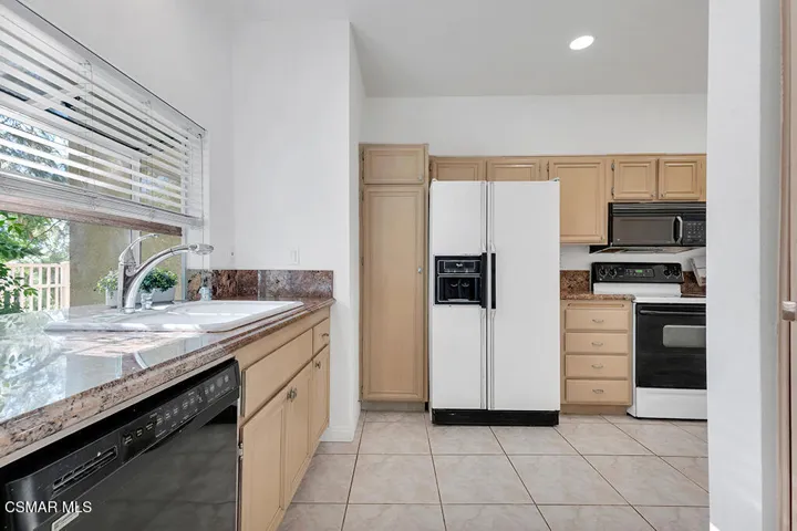 640 Indian Oak Ln-HSHPord-39