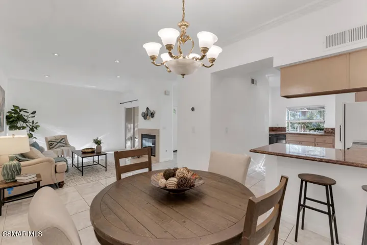 640 Indian Oak Ln-HSHPord-35